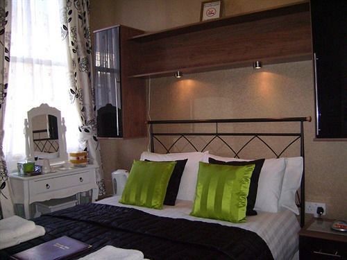 Langdon Villa Guest House Tenby Eksteriør billede